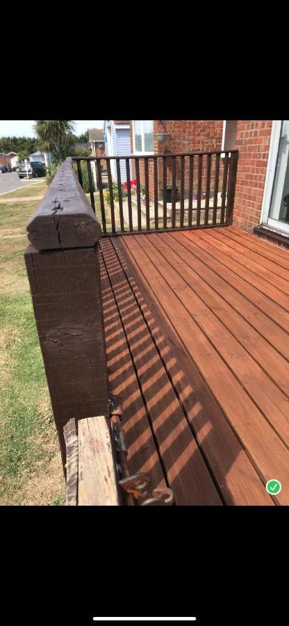 Leysdown-On-Sea Saddlebrook Holiday Park 3 Bedroom Brick Built Chalet Bungalow Exterior foto